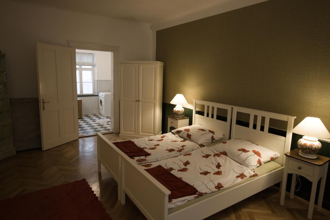 Ister Guesthouse Эстергом Экстерьер фото