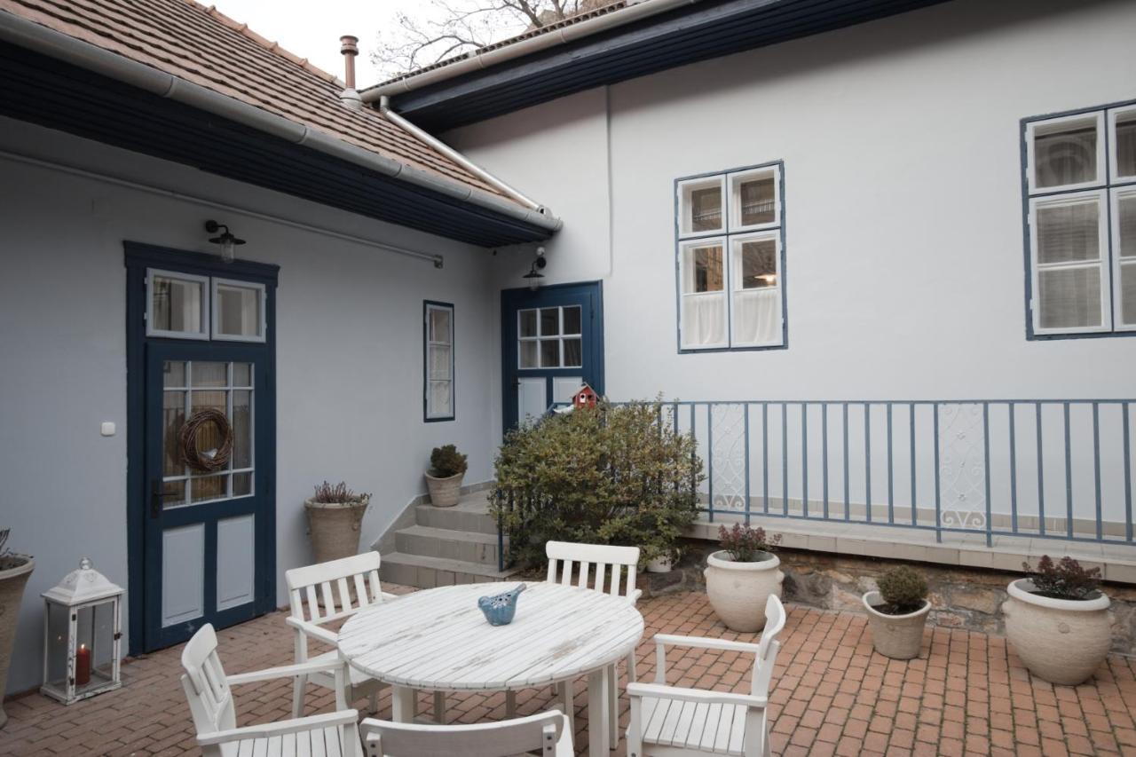 Ister Guesthouse Эстергом Экстерьер фото