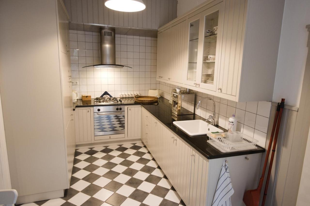 Ister Guesthouse Эстергом Экстерьер фото